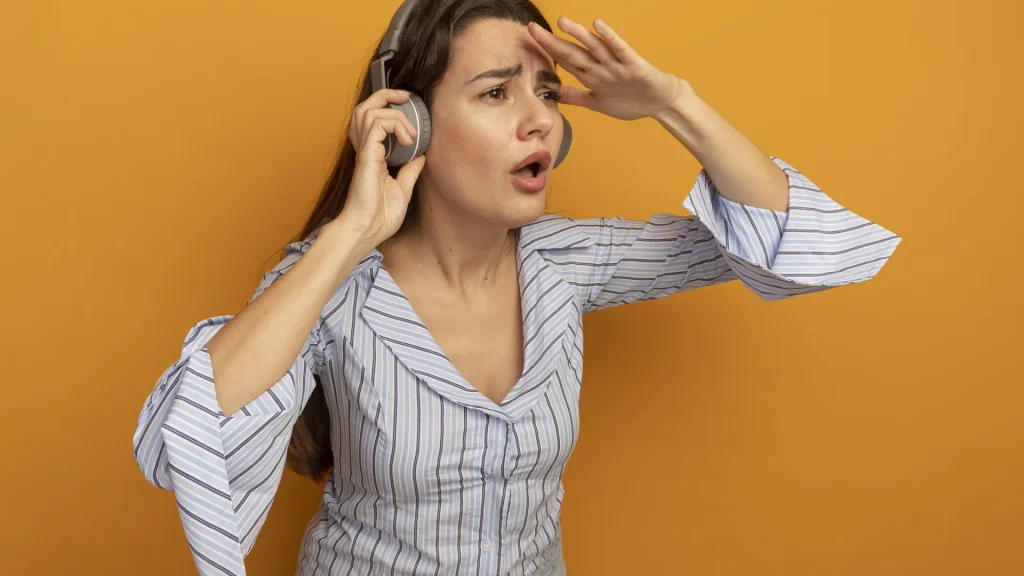 fatiga auditiva tras usar auriculares con volumen alto durante mucho tiempo